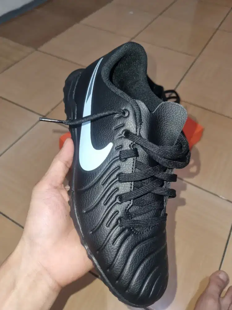 Tiempo legend turf