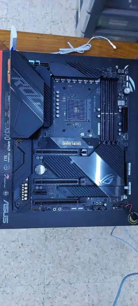 Motherboard Gaming Asus rog crosshair viii dark hero X570 ATX