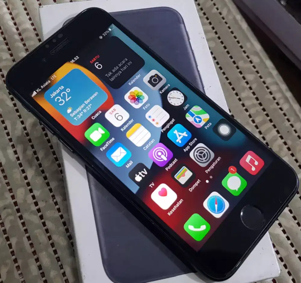 iPhone 7 32Gb pribadi mlus lengkap