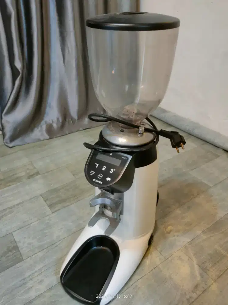 Mesin Kopi Compak E6 Grinder Made in italy