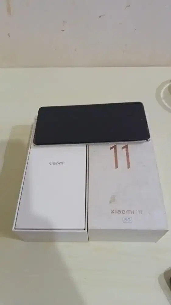 xiaomi 11t 8/256 5G Hp+Dus Tanpa Charger