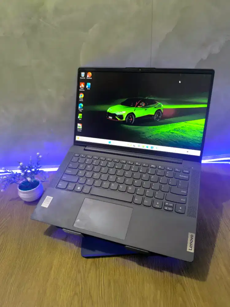 LENOVO IDEAPAD 5  
Intel Core i5-1135G7 RAM 8GB SSD 512GB