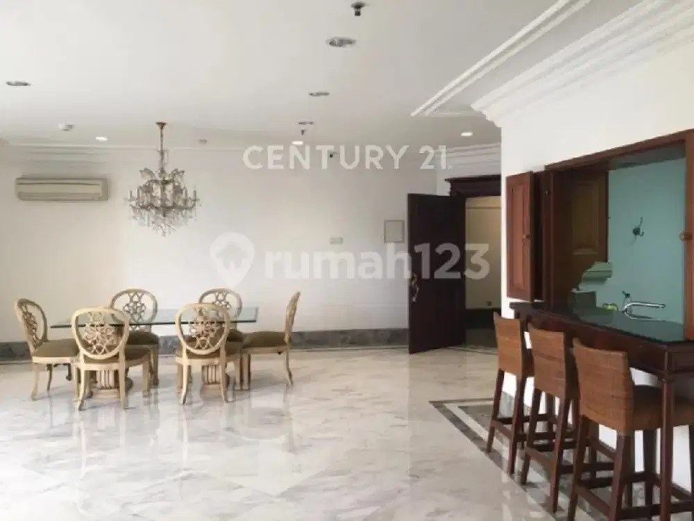 Permata Hijau 3 Bed Room 176 Sqm Semi Furnish