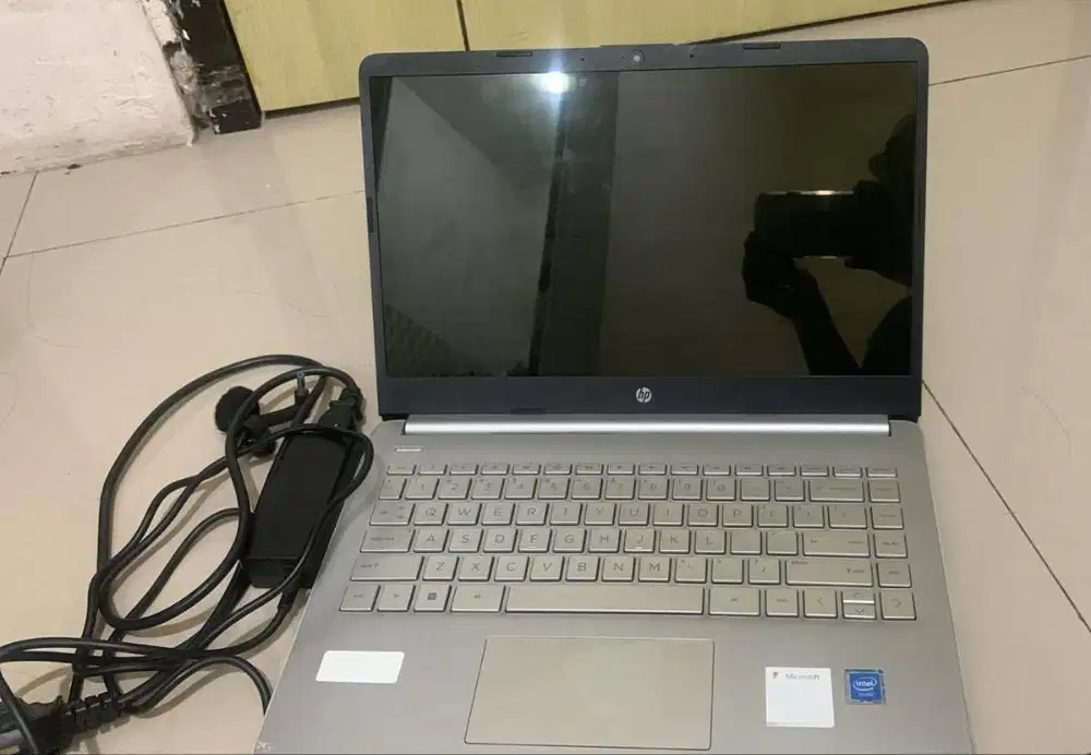 HP 14s Intel Celeron N4020 4/256