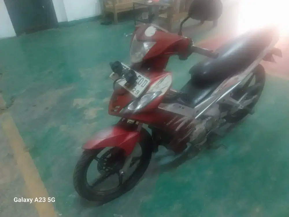 Yamaha MX tahun 2008 warna merah