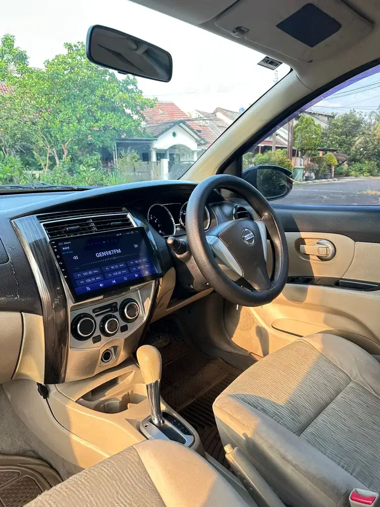 Nissan Grand livina 2017 Bensin