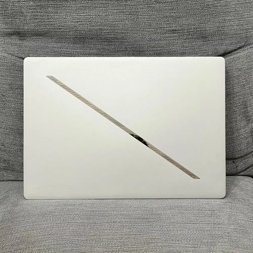 Asus ROG Zephyrus G14 2024 G403UV