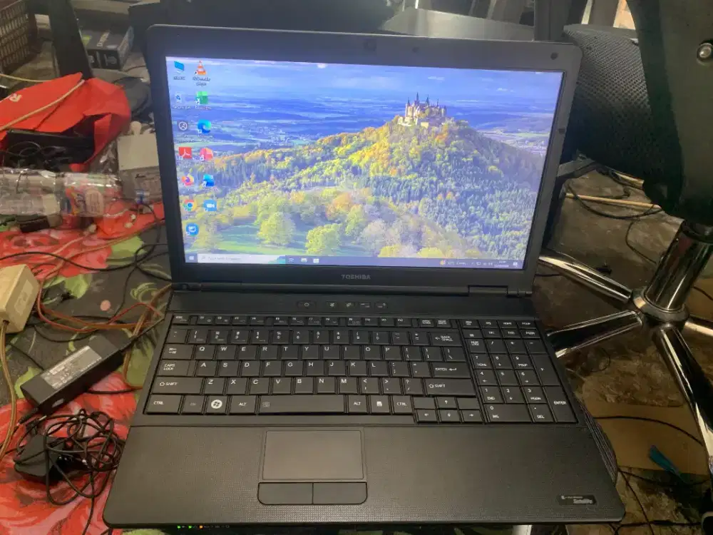 Laptop Toshiba Satelite B552