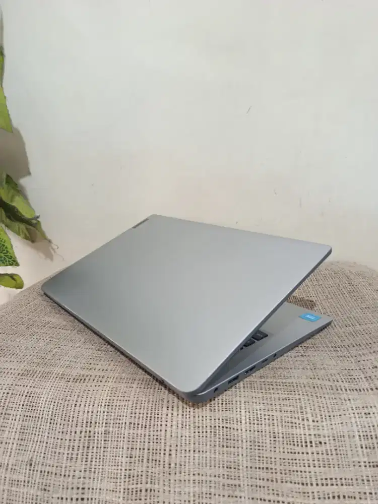 Lenovo ideapad slim 1 Garansi ON