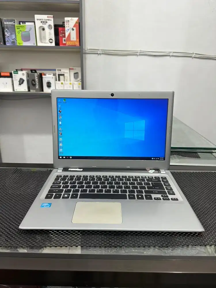 Laptop Acer Ram 6GB Hardisk 320GB Mulus