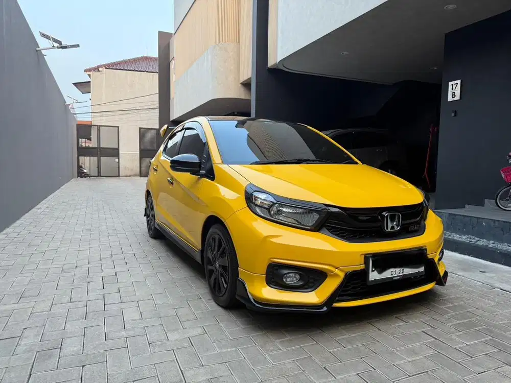 ISTIMEWA Brio Urbanite dual tone