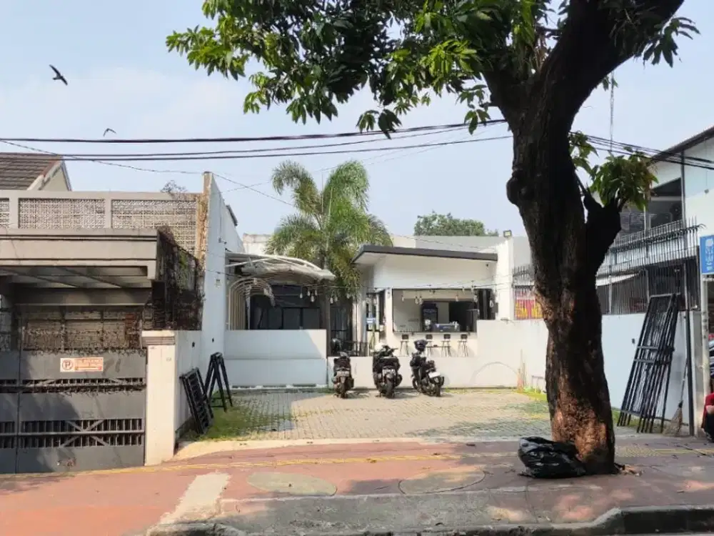 Tempat Usaha Komersil Cempaka Putih Uku 8X27 Cocok untuk Cafe Resto Dll