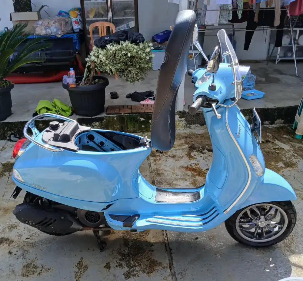 FS Vespa LX125 2022