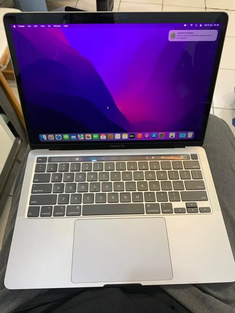 Macbook Pro 13inch 2020 i5 16/1TB CC79 iBox