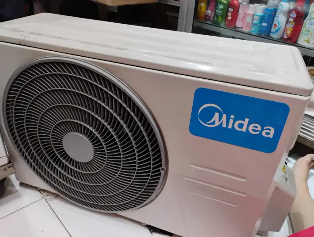 Di jual ac midea 1 pk