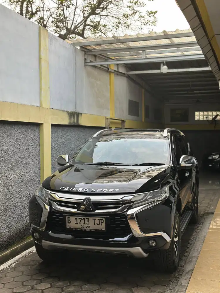 Pajero Dakar At Sunroof 2018