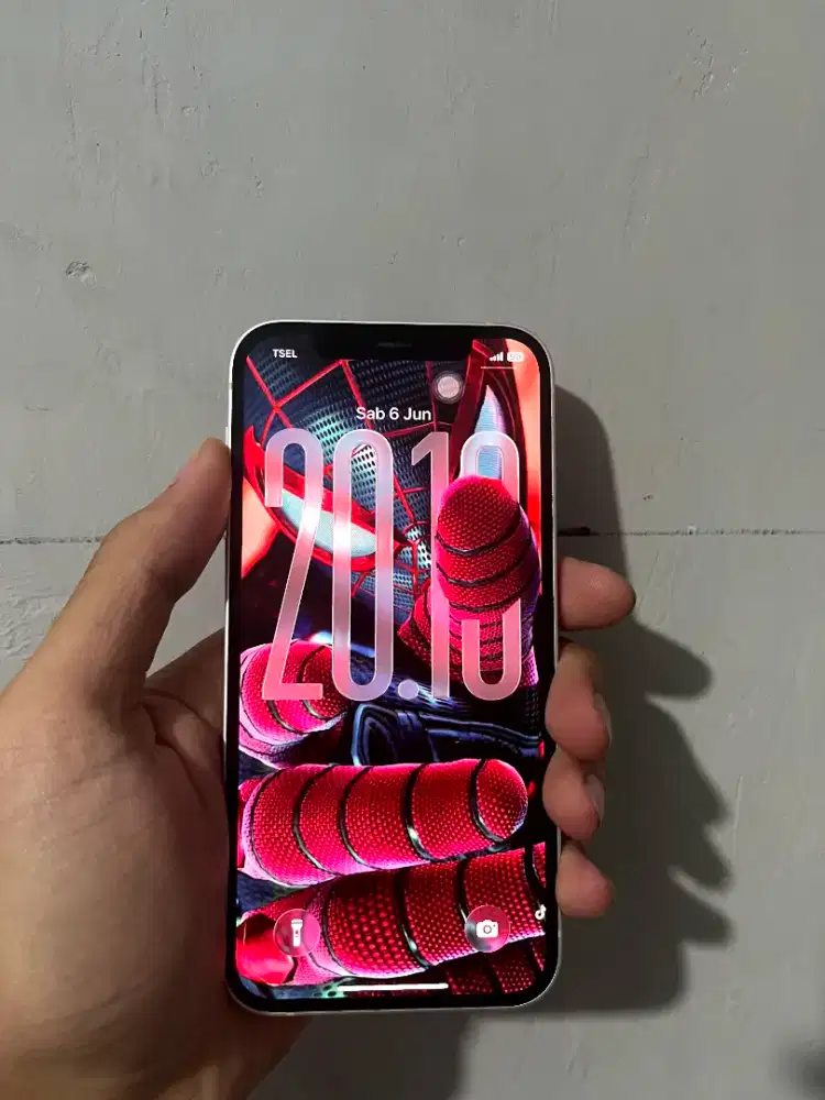 iPhone 12 128 White Mulus