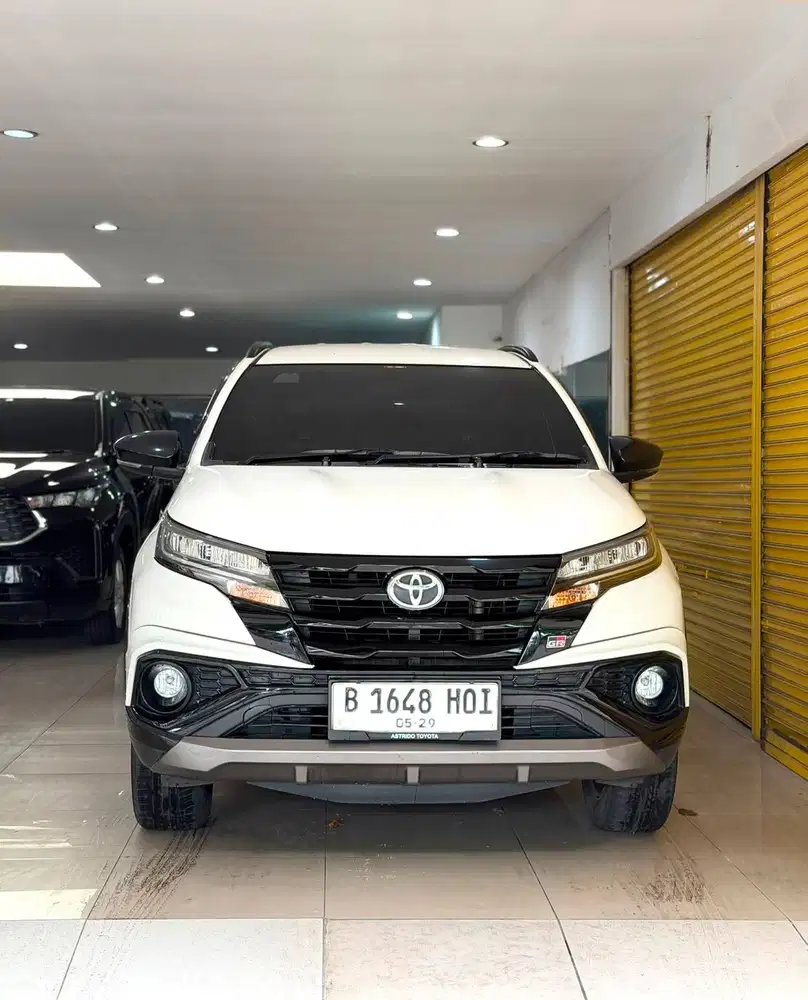Toyota Rush GR Sport 2024 May Automatic Putih Vieta Motor Termurah