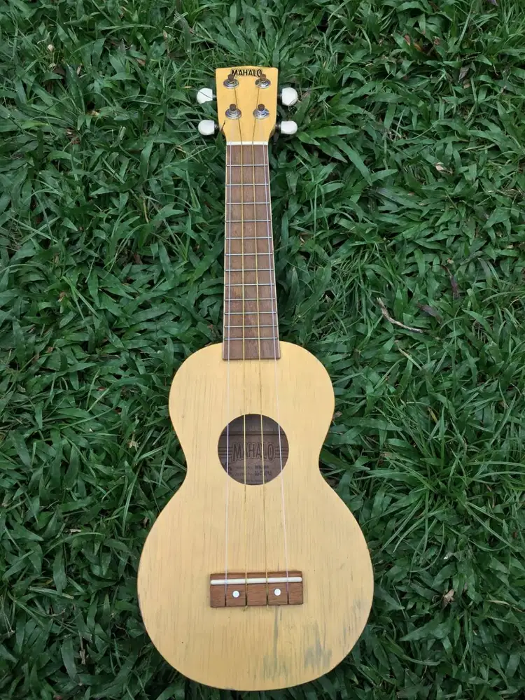 Ukulele Mahalo Kuning MK1