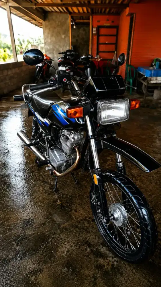Jualan edisi bongkar koleksi