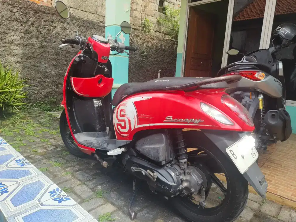 DiJual Motor Antik Honda Scoopy Sporty PGM-F 2014I