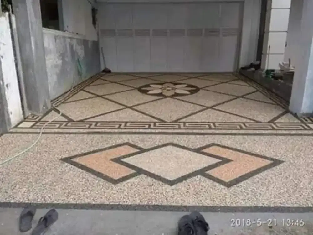 Tukang batu sikat