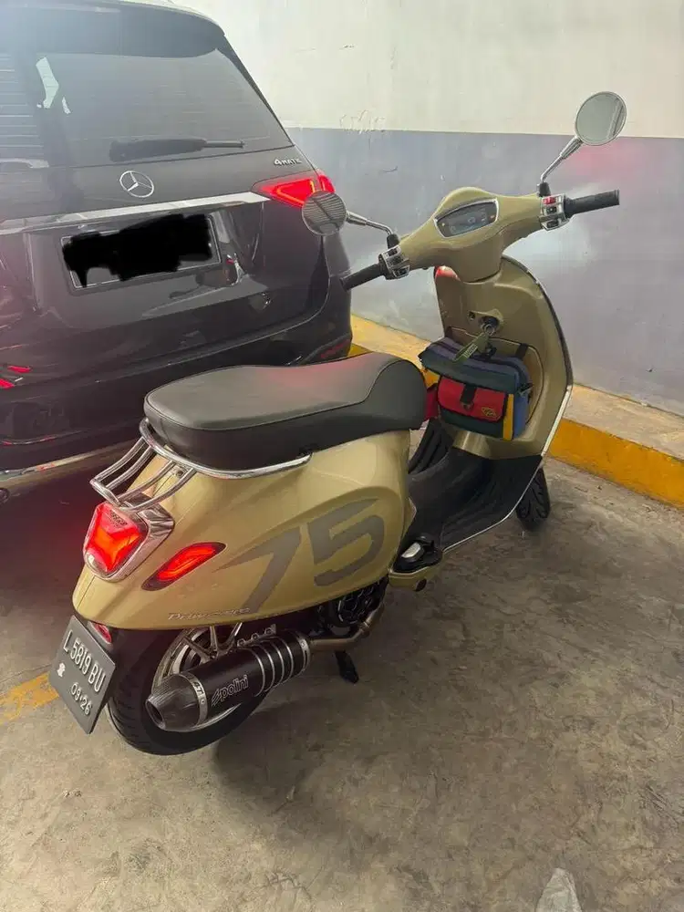 For Sale Vespa Primavera 75th Anniversary