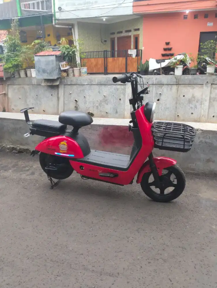 Yo bosku sepeda listrk u-winfly
