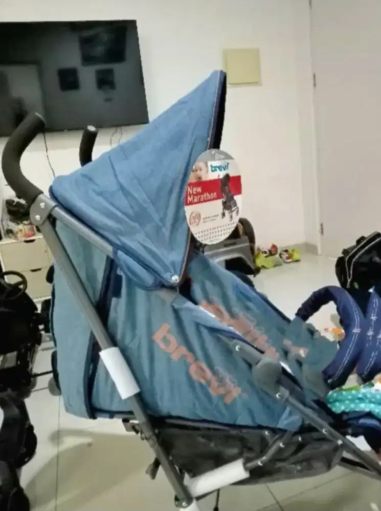 Stroller Bayi,merk Brevi ukuran 33kg