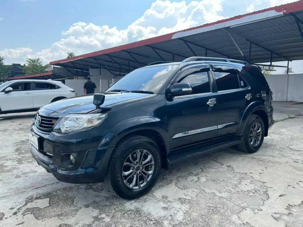 TOYOTA FORTUNER G AT 2014