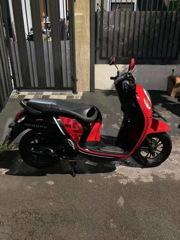 Scoopy 2021 lengkap low km 19rban