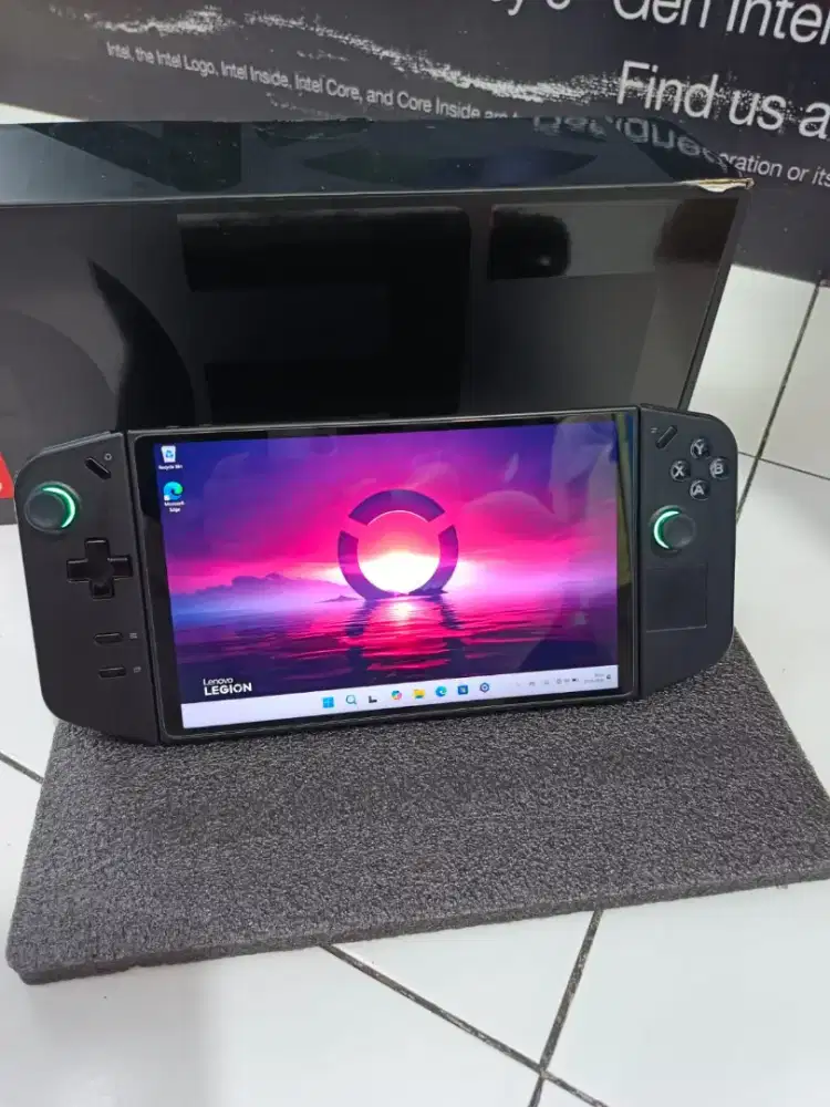 JUAL LAPTOP LEGION GO RAM 16GB