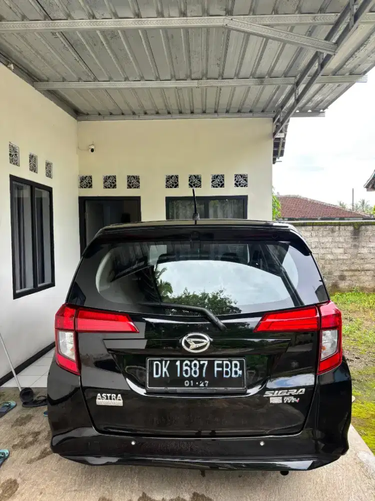 Daihatsu sigra 2017
