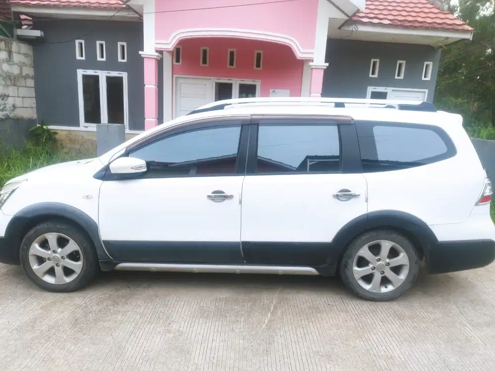 Nissan Grand livina 2016 Bensin