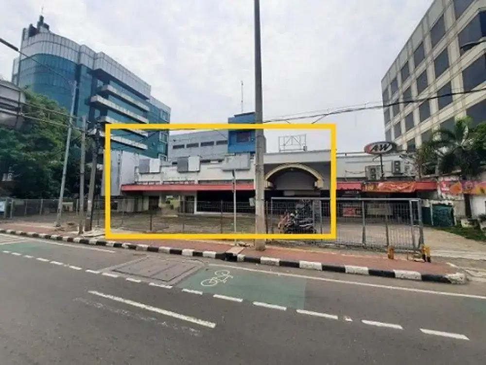 Disewakan Ruang Usaha, Luas 1700m2 di Mampang Prapatan, Jakarta Selatan