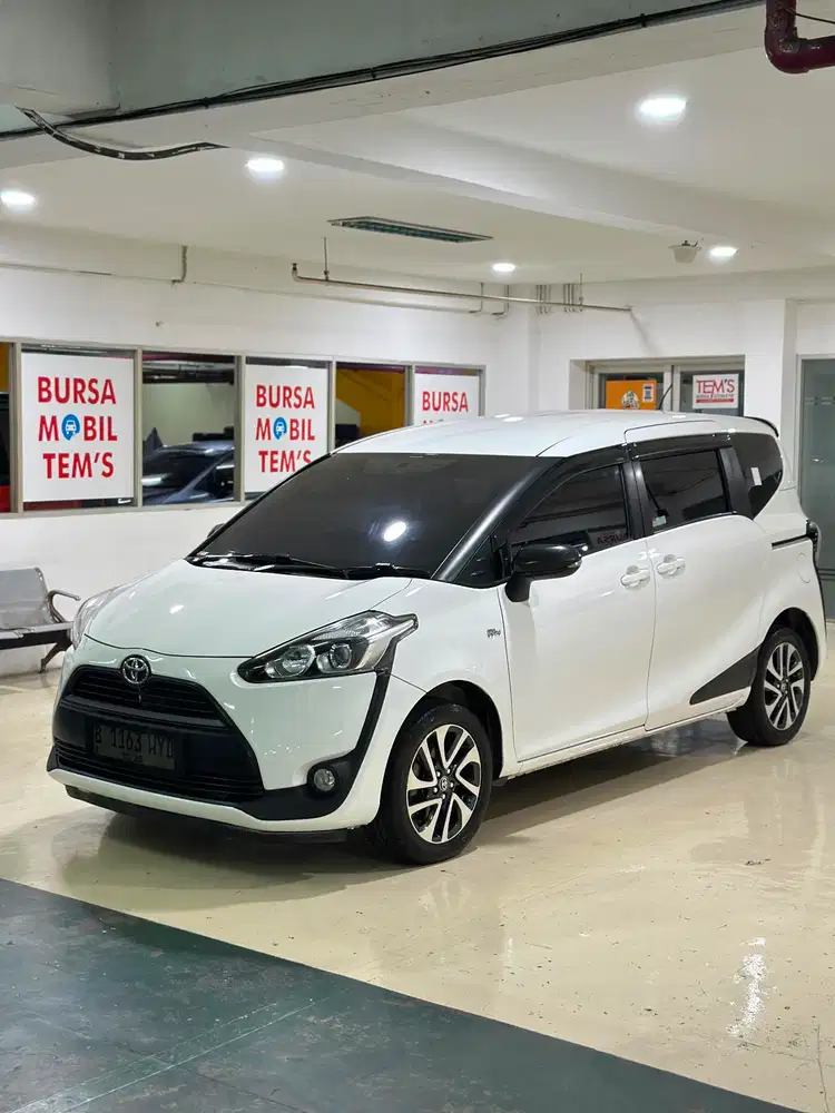 Toyota Sienta 2016 Bensin