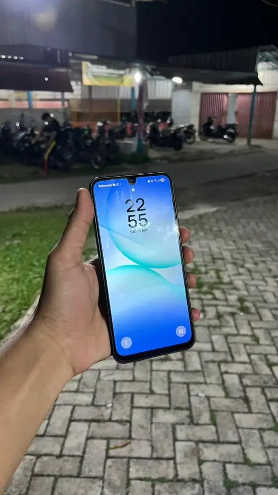 Samsung a17 4g 8/128
