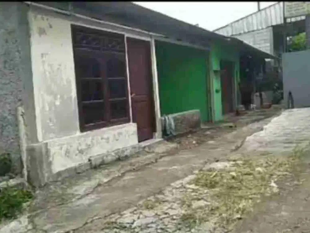 Dijual rumah siap huni 99 juta nego masuk mobil di Cilodong Depok