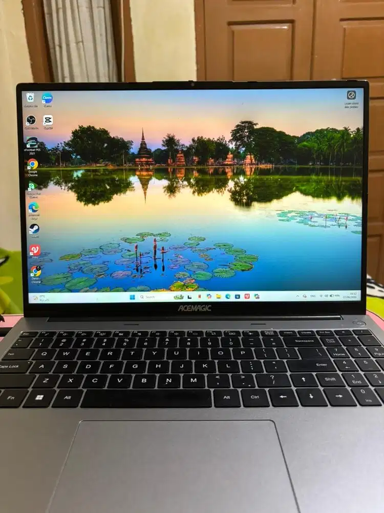 Laptop Premium Acemagic RX16 - AMD Ryzen 7 7735HS - RAM 16GB DDR5