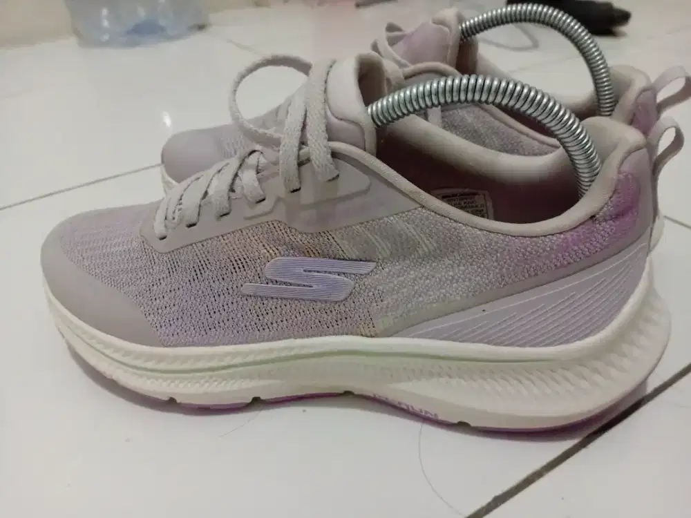 skechers go run consistent 2.0 purple