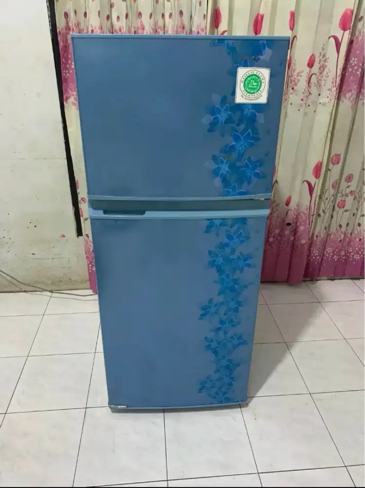 Kulkas Sharp flower 2 pintu