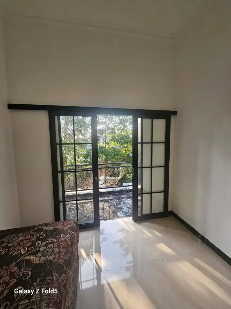 Jendela Aluminium Berkualitas, Kusen & Pintu Aluminium Modern & Elegan