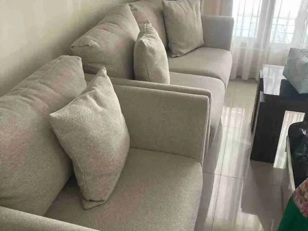 Disewakan Premier Estate 2 full furnished siap huni