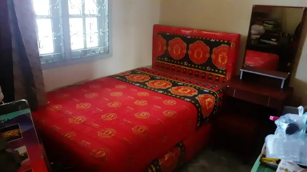 Dijual baru  ranjang sorong atas bawah