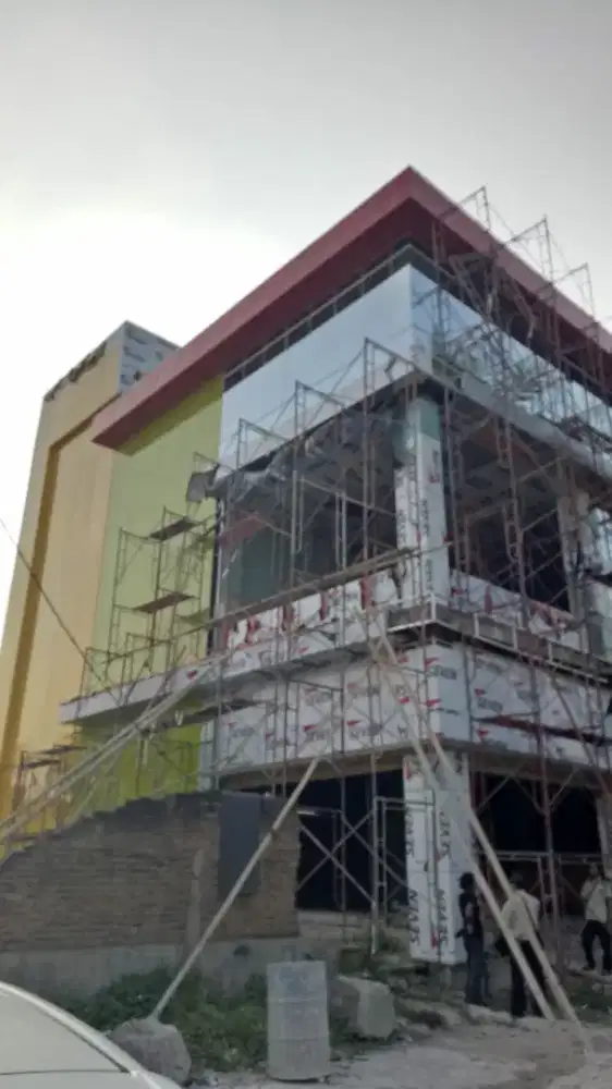 ACP Gedung dan Curtain Wall Kaca, Hasil Rapi dan Presisi