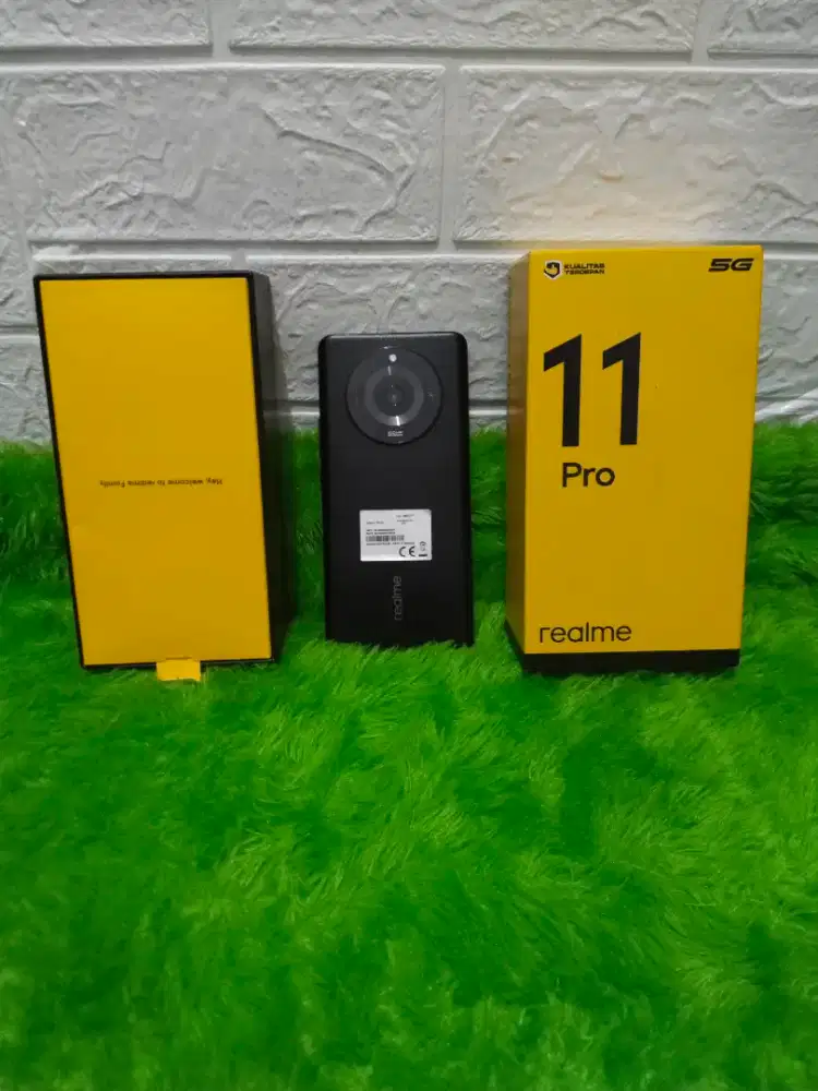 Realme 11Pro 5G Ram 8+8/256 Fullset Mulus No Minus