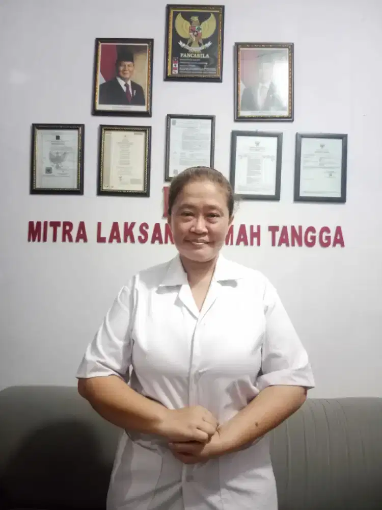Jasa baby sitter dan perawat lansia