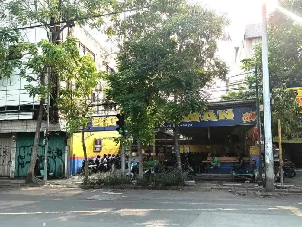 Raya Kedungdoro Komersial Area