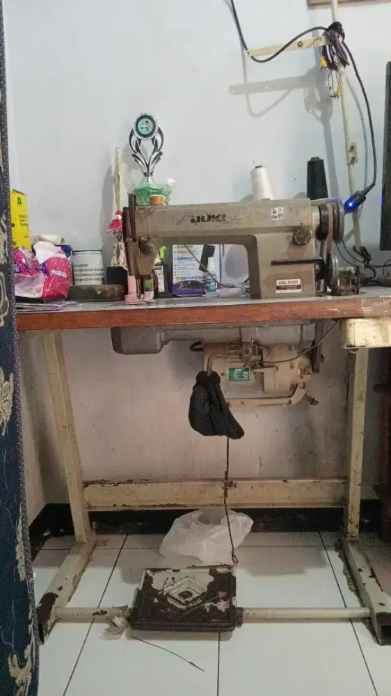 JUAL MESIN JAHIT SEKEN JUKI DDL-5530