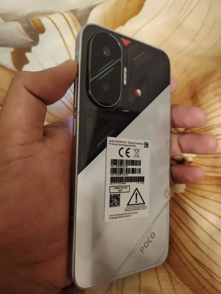 Poco F7 Fullset Like New Ram 12/512